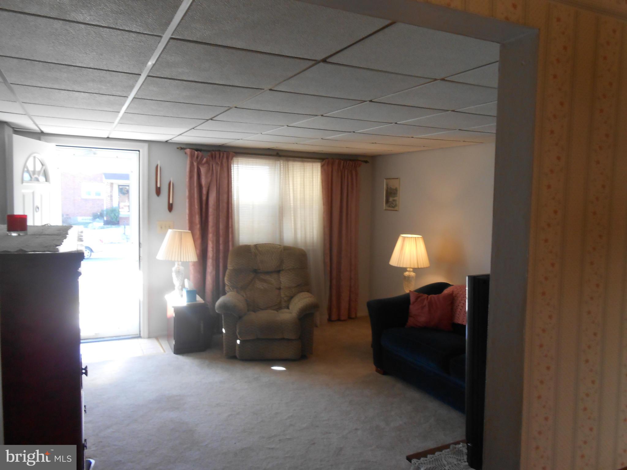 7848 Kavanagh Road Baltimore, MD 21222 - Photo 3 of 15 Living Room