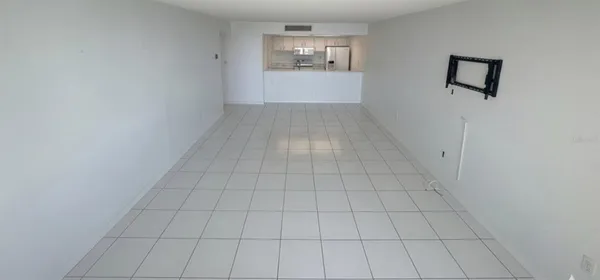 $2,950 | 450 South Gulfview Boulevard, Unit 1208, Clearwater Beach, FL 33767