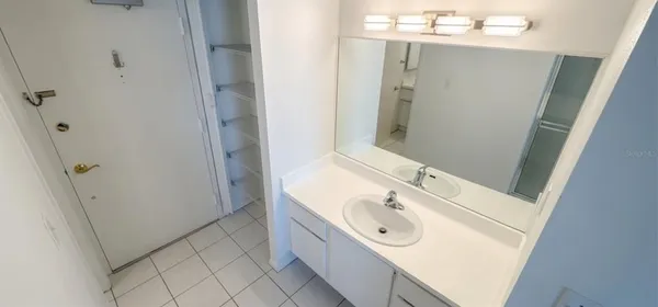 $2,950 | 450 South Gulfview Boulevard, Unit 1208, Clearwater Beach, FL 33767