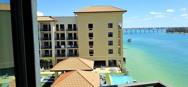 $2,950 | 450 South Gulfview Boulevard, Unit 1208, Clearwater Beach, FL 33767