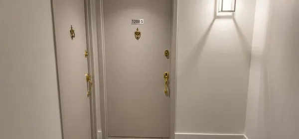 $2,950 | 450 South Gulfview Boulevard, Unit 1208, Clearwater Beach, FL 33767