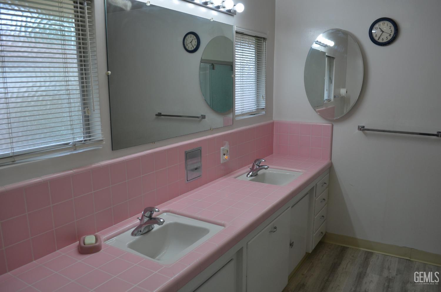 Undisclosed Address Shafter, CA 93263 - Photo 19 of 34