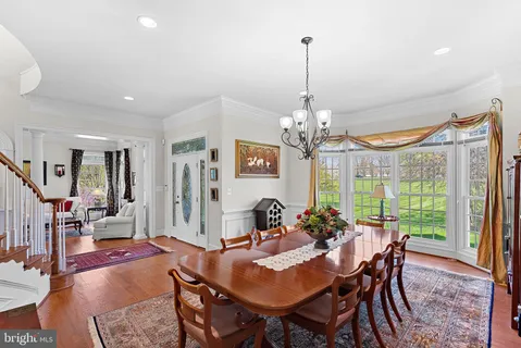 $2,000,000 | 38527 Ditchling Place, Hamilton, VA 20158