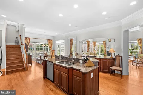 $2,000,000 | 38527 Ditchling Place, Hamilton, VA 20158