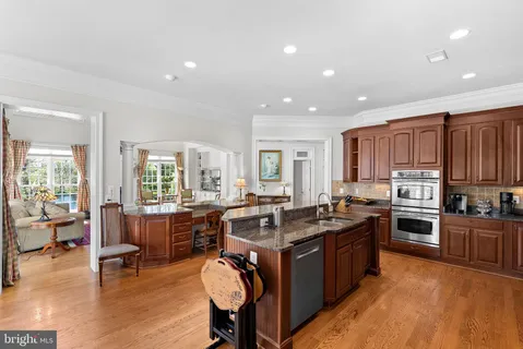 $2,000,000 | 38527 Ditchling Place, Hamilton, VA 20158