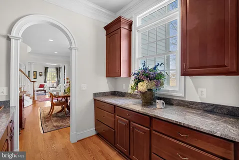 $2,000,000 | 38527 Ditchling Place, Hamilton, VA 20158