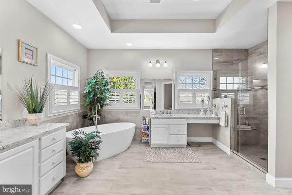 $2,000,000 | 38527 Ditchling Place, Hamilton, VA 20158