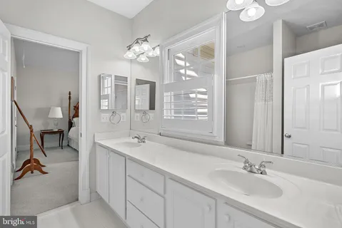 $2,000,000 | 38527 Ditchling Place, Hamilton, VA 20158