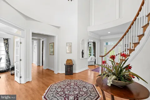 $2,000,000 | 38527 Ditchling Place, Hamilton, VA 20158