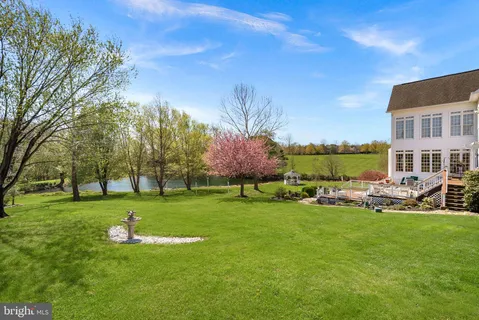 $2,000,000 | 38527 Ditchling Place, Hamilton, VA 20158