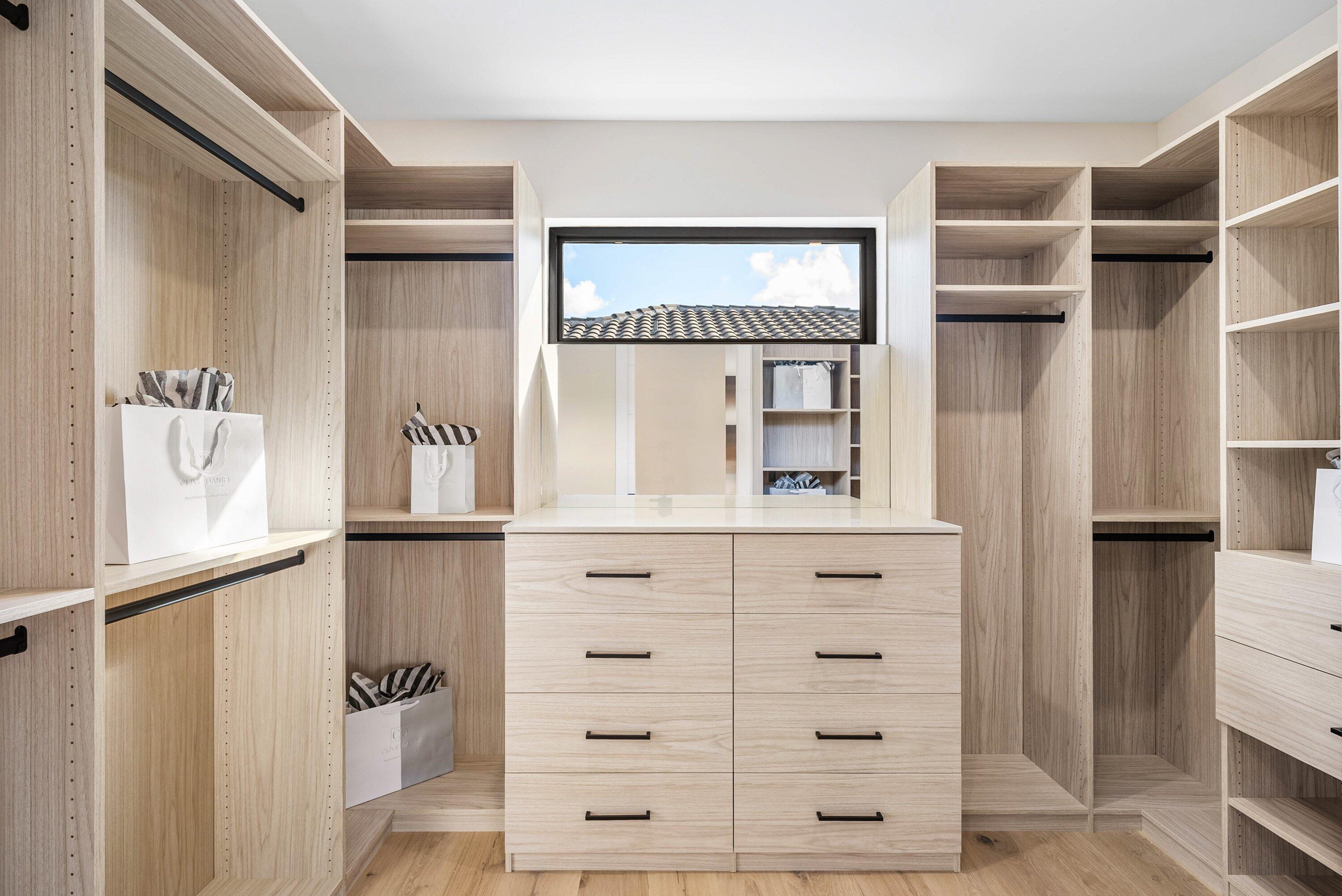 728 Enfield Street Boca Raton, FL 33487 - Photo 29 of 50 a view of a dresser