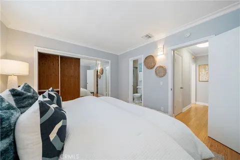$1,015,000 | 923 17th Street, Unit 4, Santa Monica, CA 90403