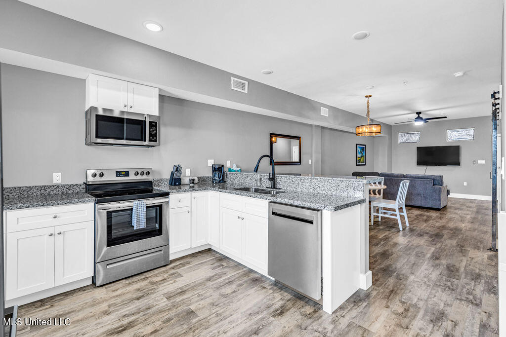 109 East Orchard Loop, Unit 109 D'Iberville, MS 39540 - Photo 6 of 18 109OrchardLoop-10