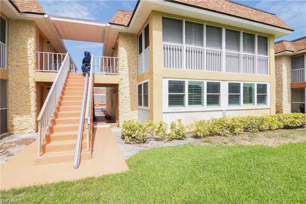 $1,800 | 1400 Pompei Lane, Unit 21, Naples, FL 34103