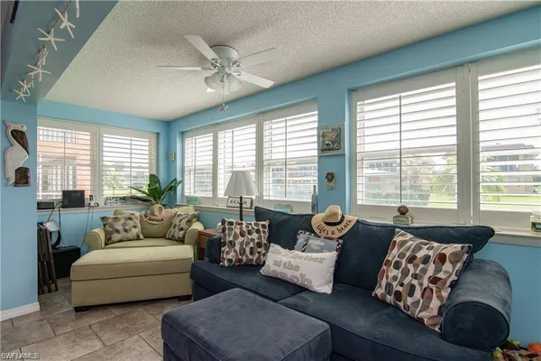 $1,800 | 1400 Pompei Lane, Unit 21, Naples, FL 34103