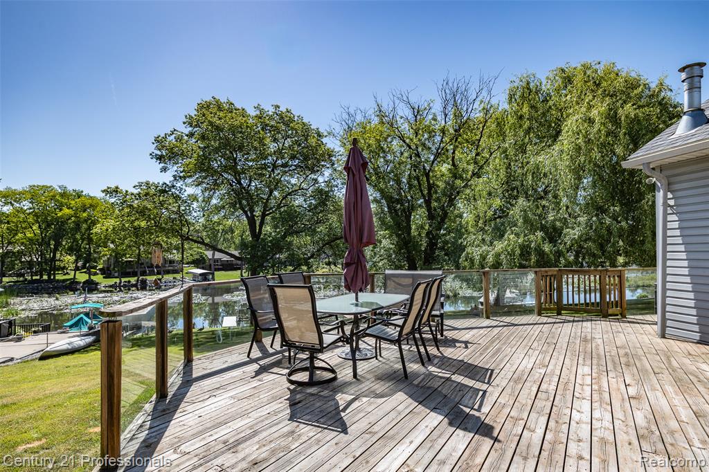 3251 Mann Road Clarkston, MI 48346 - Photo 5 of 41