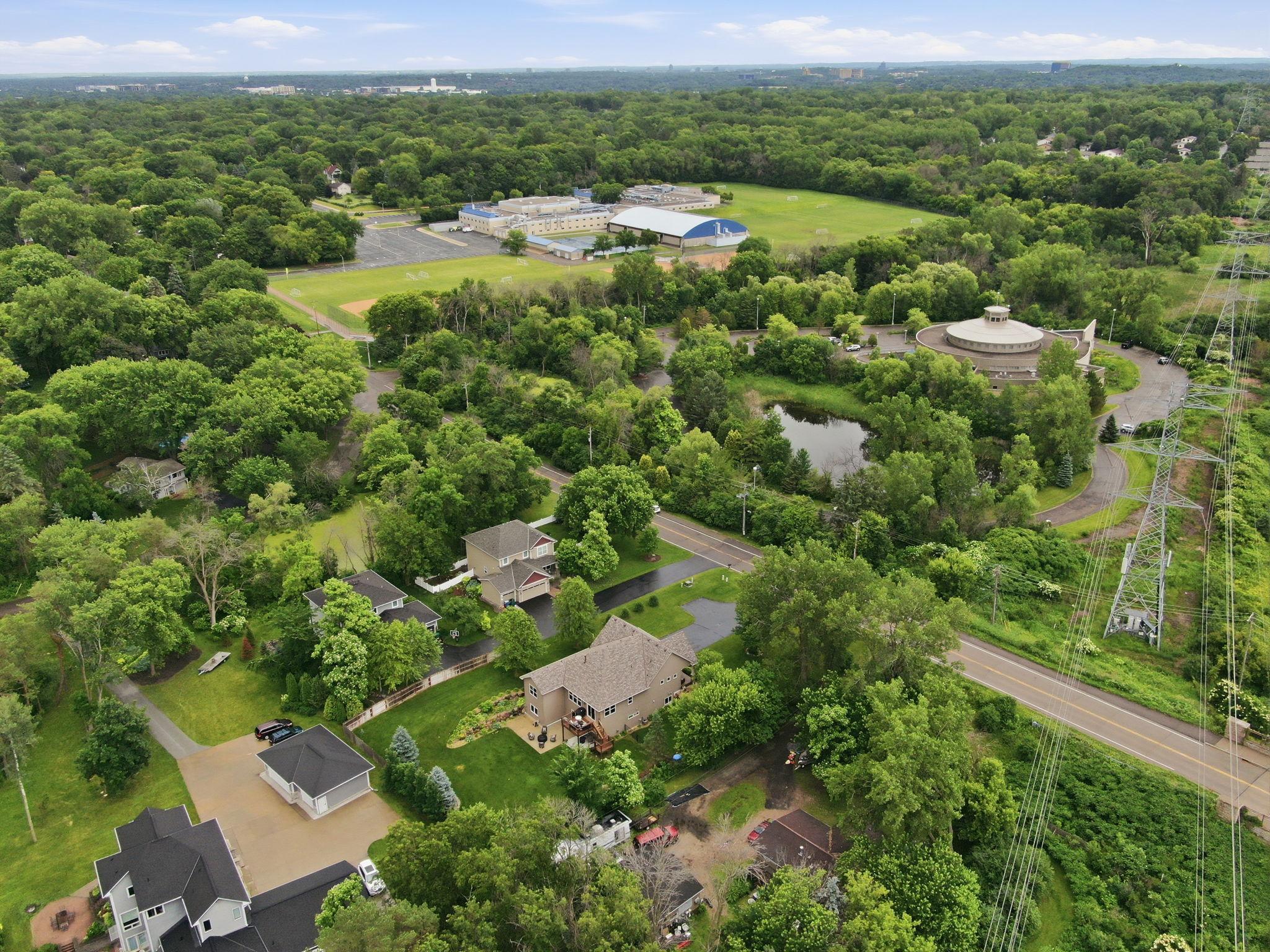 13728 Orchard Road Minnetonka, MN 55305 - Photo 47 of 48 Gallery Image 47