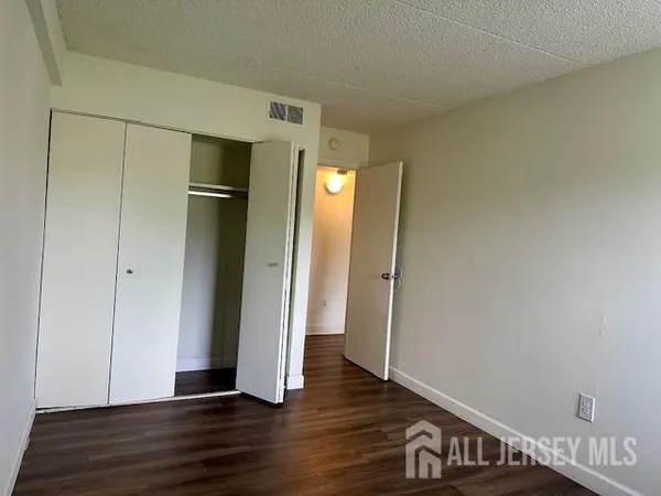 $2,399 | 356 Ridge Road, Unit A03, Dayton, NJ 08810