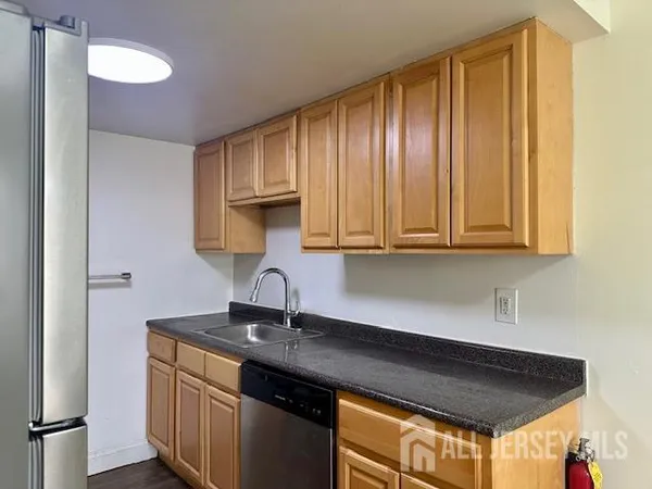 $2,399 | 356 Ridge Road, Unit A03, Dayton, NJ 08810