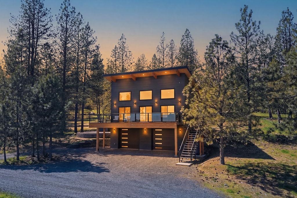 26435 North Spotted Road Deer Park, WA 99006 - Photo 1 of 49