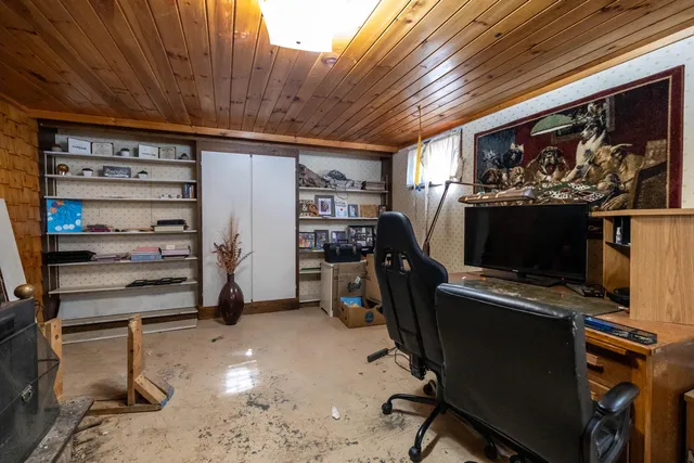 $330,000 | 4 Howard Siding Lane, Abbot, ME 04406