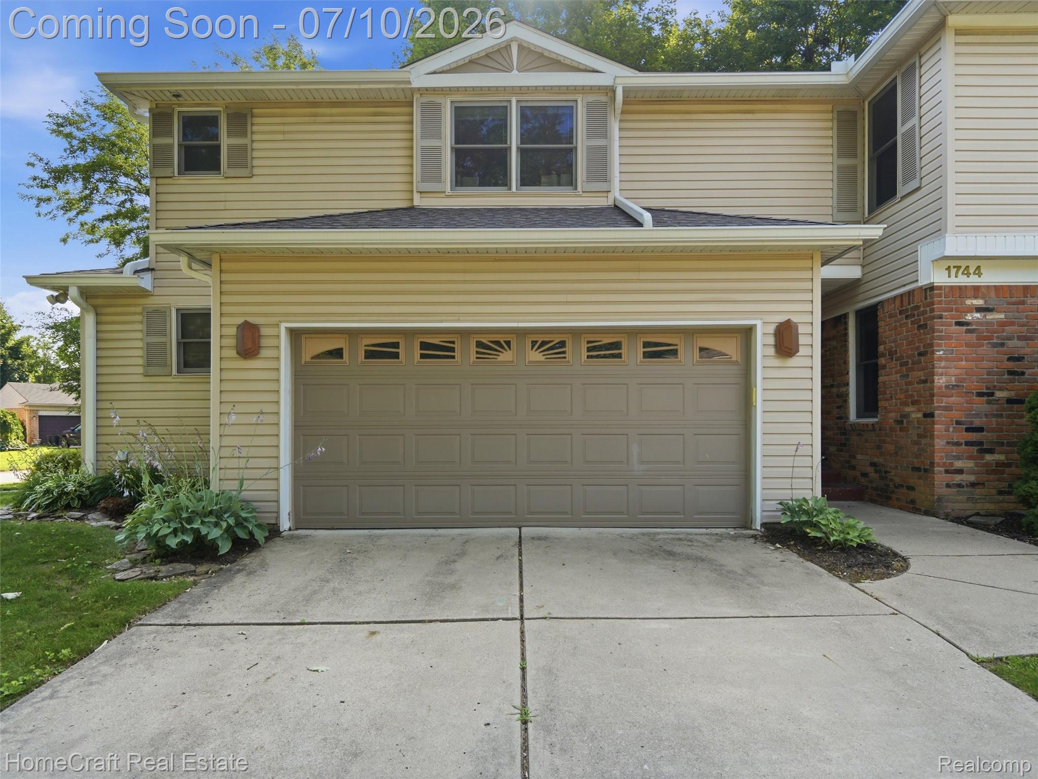 1744 Walnut Ridge Circle Canton, MI 48187 - Photo 5 of 46 05-DSC01027.jpg