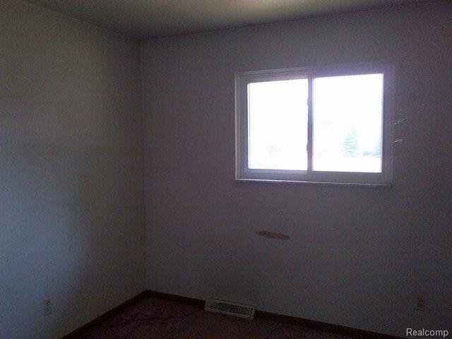 53323 Jewell Road Utica, MI 48315 - Photo 12 of 13 Shelby-20120707-00332.jpg