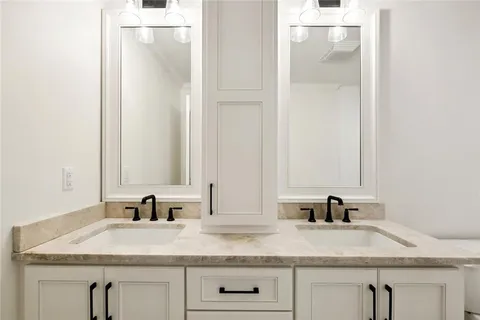 $750,000 | 4113 Napoli Drive, Metairie, LA 70002