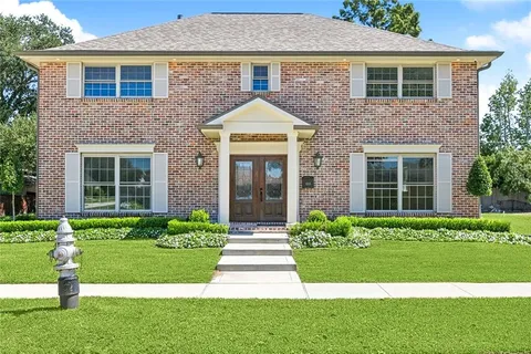 $750,000 | 4113 Napoli Drive, Metairie, LA 70002