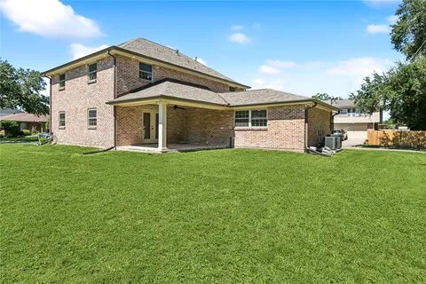 $750,000 | 4113 Napoli Drive, Metairie, LA 70002