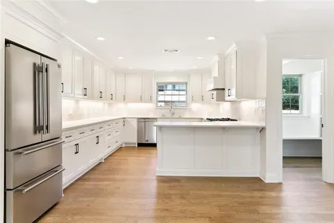 $750,000 | 4113 Napoli Drive, Metairie, LA 70002