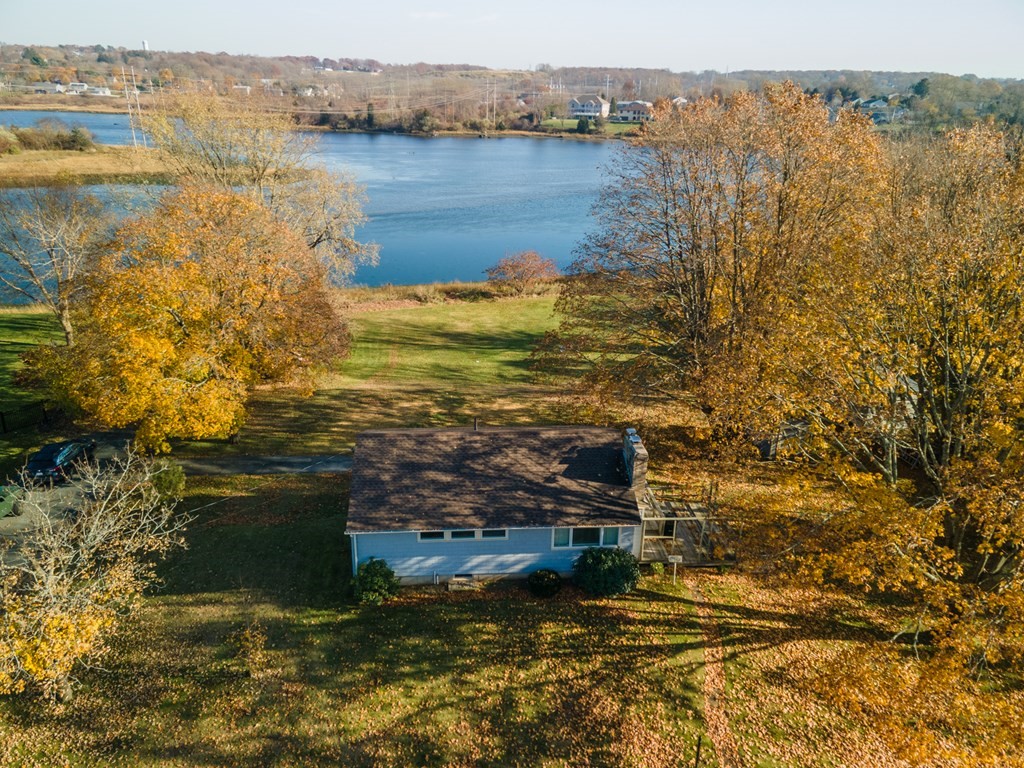 46 Madison Road Swansea, MA 02777 - Photo 4 of 19 Gallery Image 4