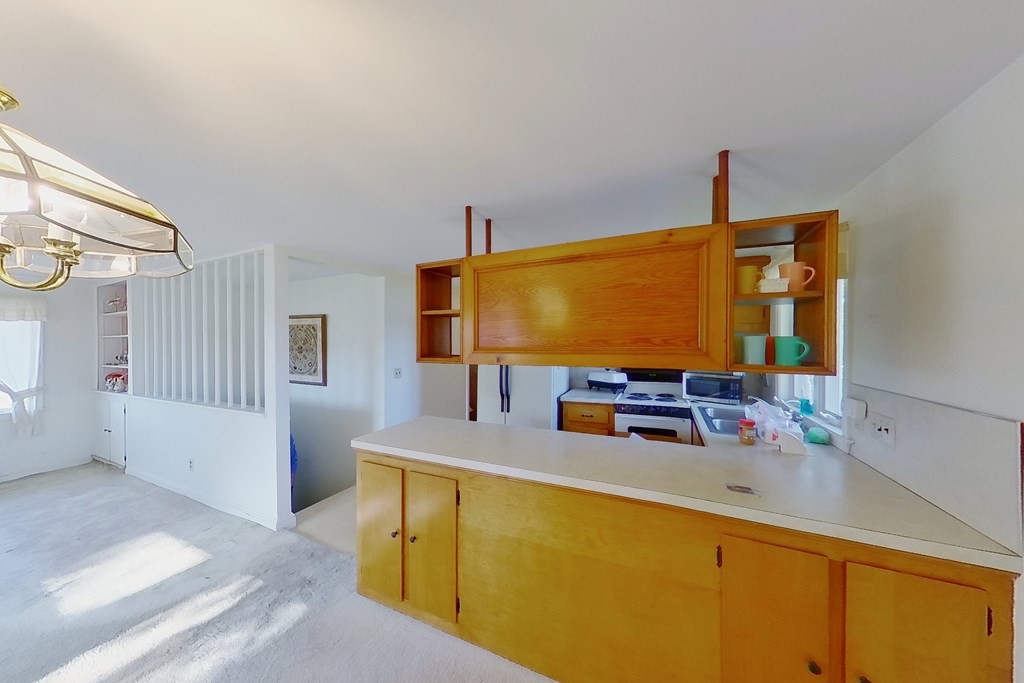 46 Madison Road Swansea, MA 02777 - Photo 9 of 19 Gallery Image 9