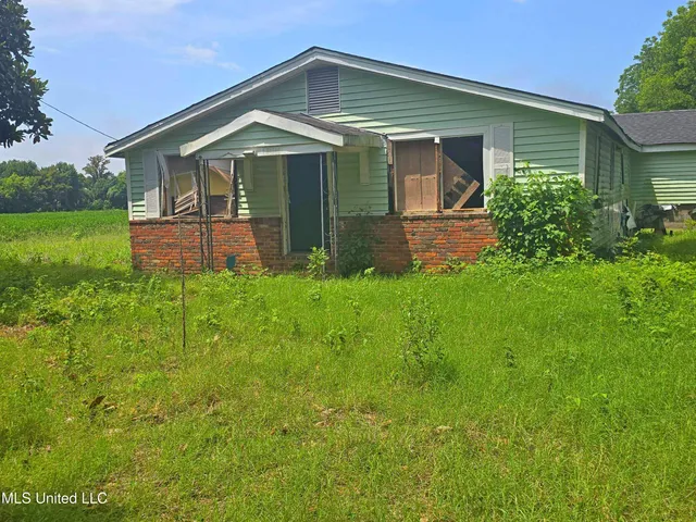 $22,500 | 24776 Highway 61, Coahoma, MS 38617