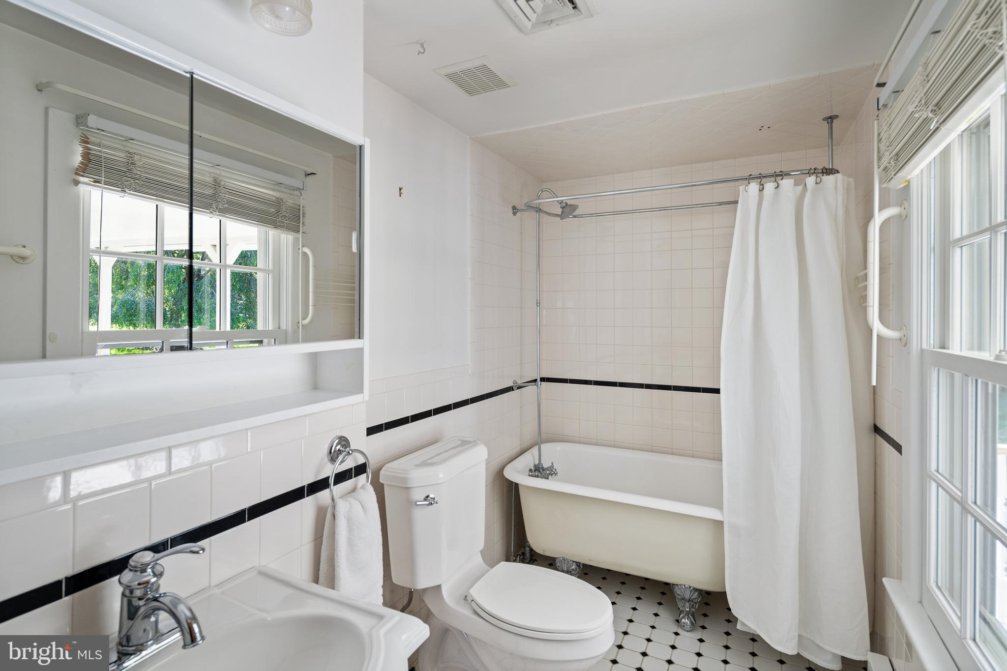 6137 Greenhill Road New Hope, PA 18938 - Photo 47 of 50