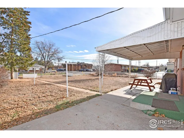 a view of outdoor space and porch