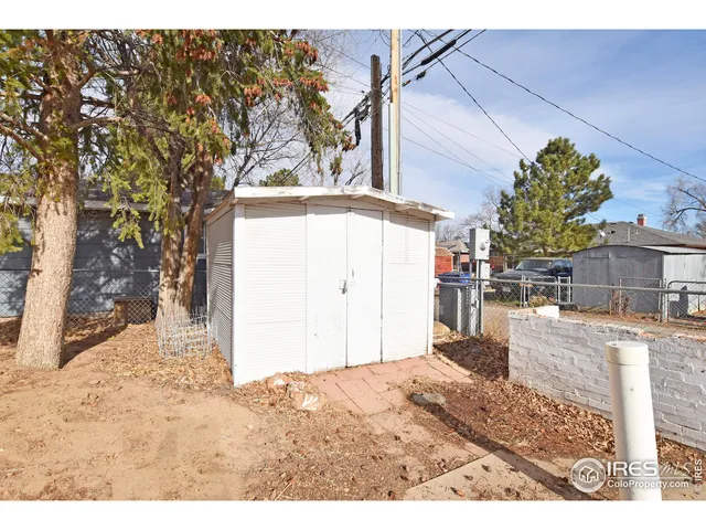a view of house with a outdoor space