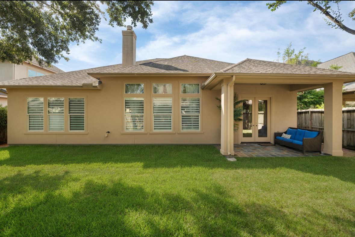 11206 Castille Lane Houston, TX 77082 - Photo 40 of 45 a front view of a house with a garden
