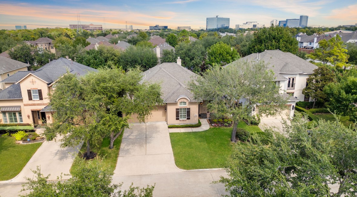 11206 Castille Lane Houston, TX 77082 - Photo 44 of 45 an aerial view of a house