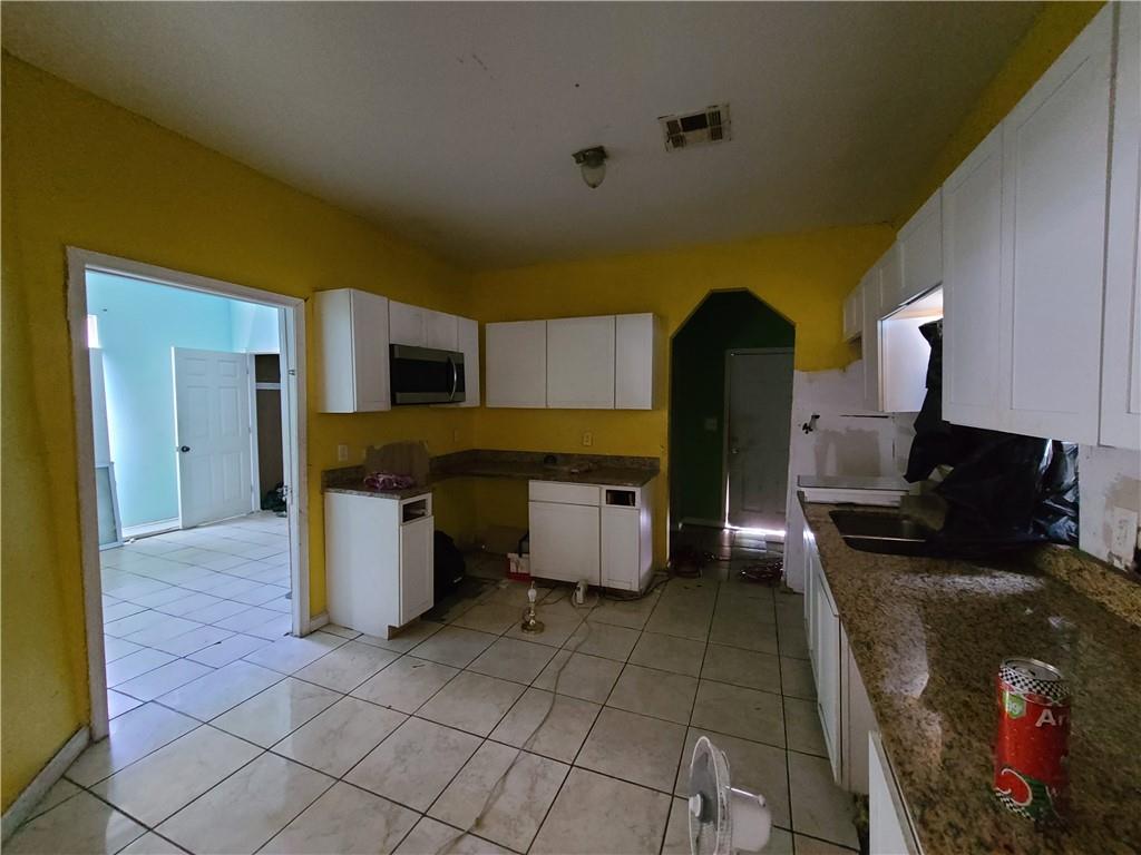 2620 North Rocheblave Street New Orleans, LA 70117 - Photo 2 of 12