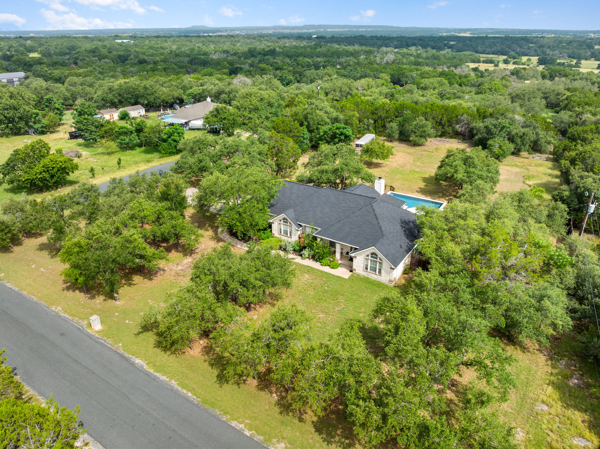 216 Cherokee Trail Georgetown, TX 78633 - Photo 4 of 28