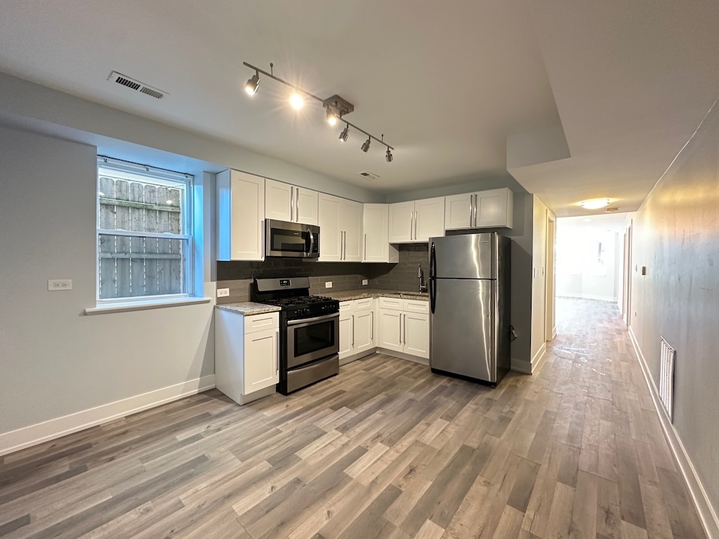 4148 West Cermak Road, Unit GARDEN Chicago, IL 60623 - Photo 2 of 20