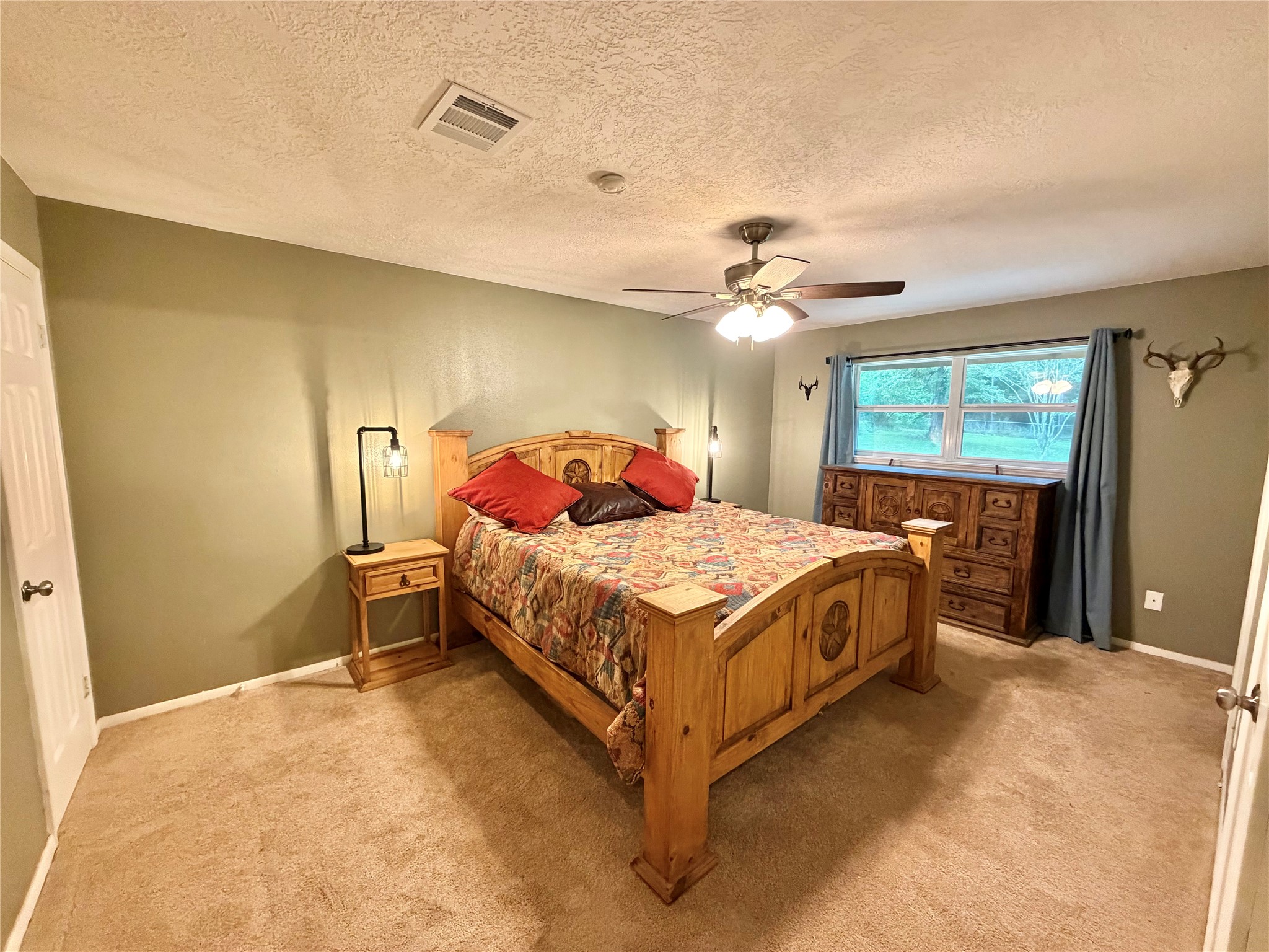 14437 Jack Gibbs Road Willis, TX 77378 - Photo 13 of 20 Primary bedroom
