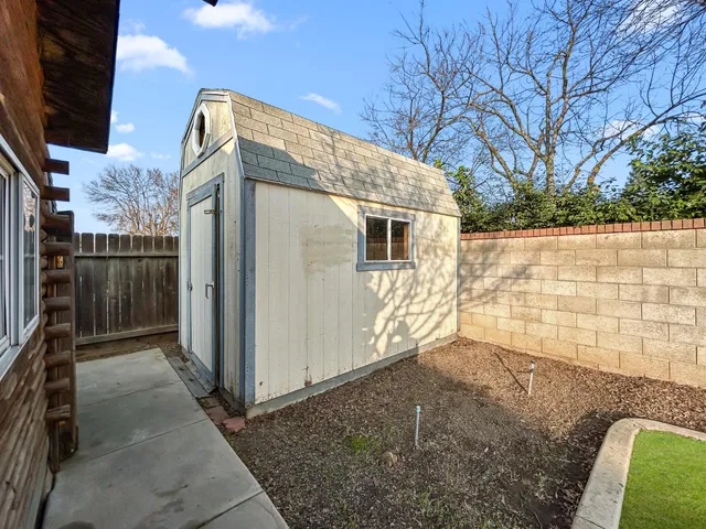 $479,900 | 8534 North Meridian Avenue, Fresno, CA 93720