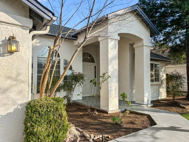 $479,900 | 8534 North Meridian Avenue, Fresno, CA 93720