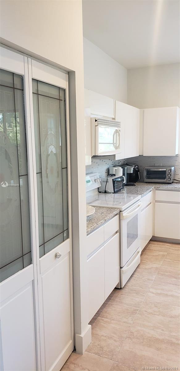 6478 Via Rosa Boca Raton, FL 33433 - Photo 9 of 11