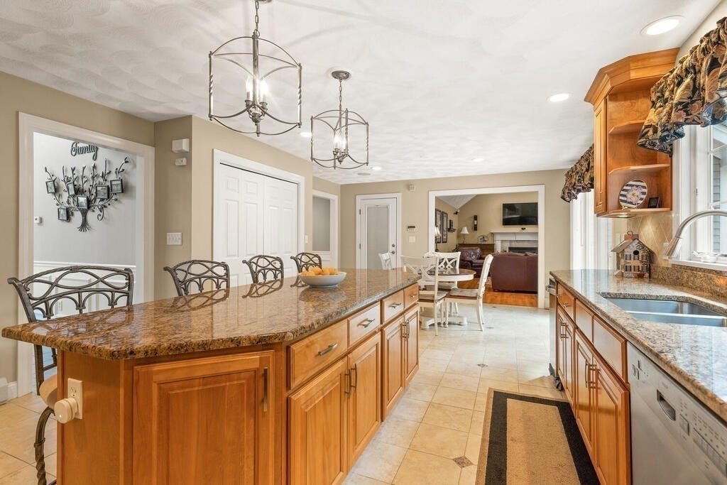 1 Woodward Road Middleton, MA 01949 - Photo 15 of 42