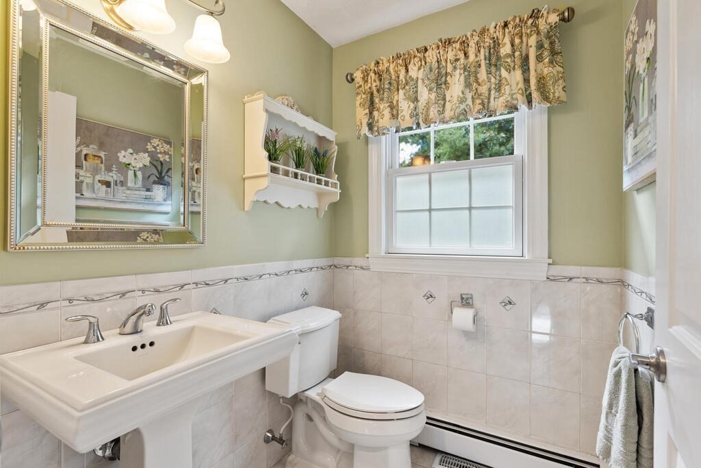 1 Woodward Road Middleton, MA 01949 - Photo 19 of 42