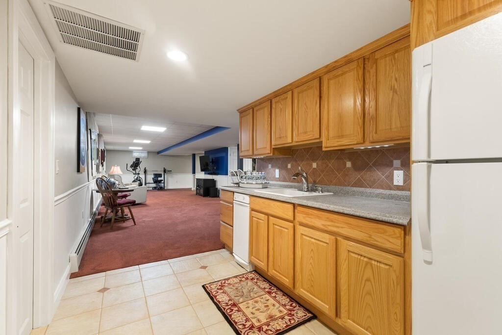 1 Woodward Road Middleton, MA 01949 - Photo 32 of 42