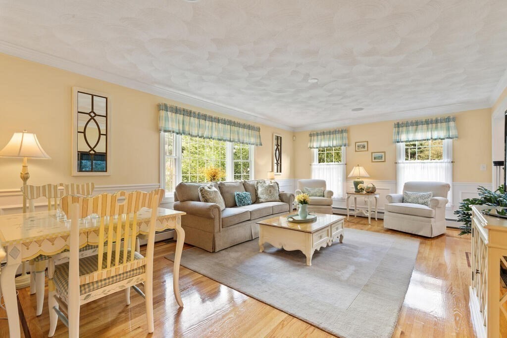 1 Woodward Road Middleton, MA 01949 - Photo 8 of 42